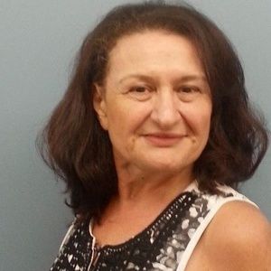 Meet your Posher, Zina